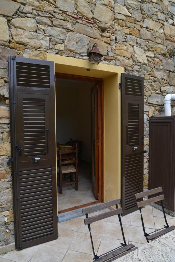 Agriturismo Osteria Du Barba Pe' - Casa Miranda Seborga Luaran gambar